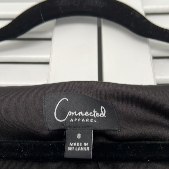 Connected Cold Shoulder 3/4 Sleeve Dress!
FINAL MARKDOWN. - Picture 2 of 7